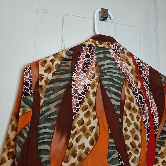 Vintage NEW Silk King Shirt Multicolor Women L Button Up 100% Silk Animal Print - Picture 11 of 11